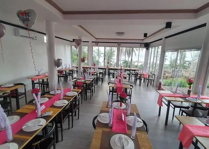 Casa Delrio Camotes Resort *